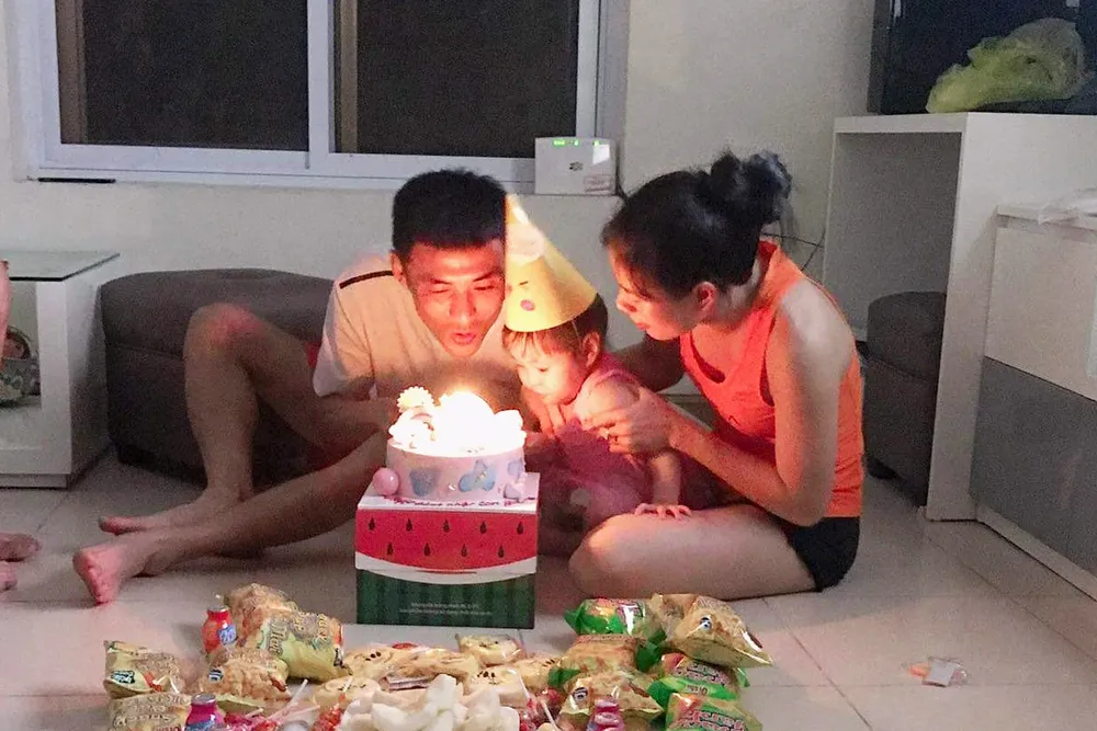 Những bà mẹ trẻ điền kinh giàu nghị lực ảnh 1