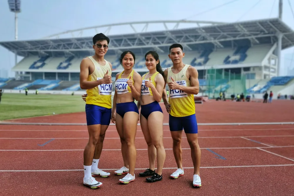 Giải vô địch điền kinh quốc gia 2021: Nguyễn Thị Oanh xô đổ kỷ lục tồn tại 18 năm ảnh 2