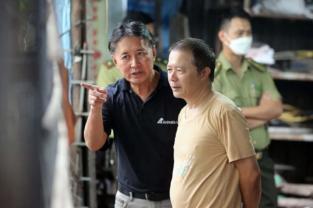 Tổ chức Động vật châu Á cứu hộ 7 cá thể gấu ngựa từ một gia đình ở Hà Nội ảnh 5