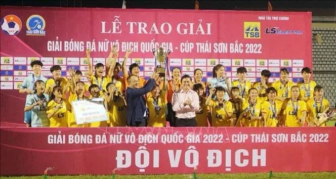 Đội nữ TPHCM I lần thứ 11 VĐQG