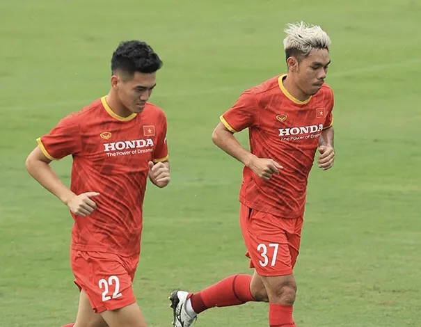 Văn Triền chính thức gia nhập đội chủ sân Quy Nhơn với bản hợp đồng có thời hạn 3 năm