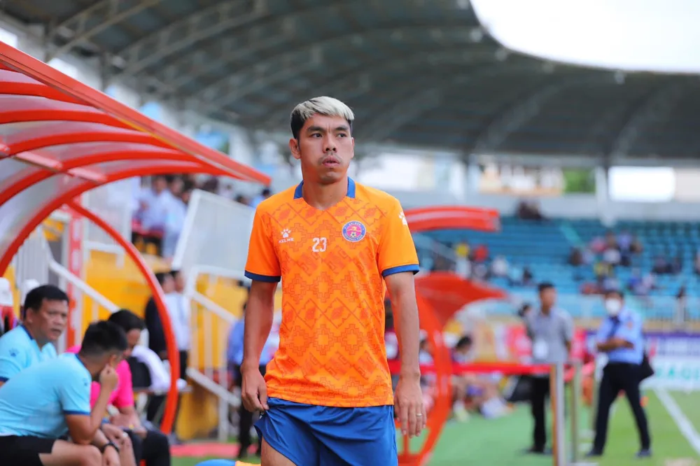 Cao Văn Triền gia nhập Topenland Bình Định ảnh 1