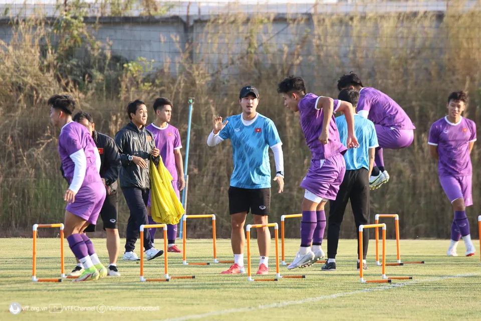 Đội tuyển Việt Nam còn buổi tập cuối trên sân phụ vào chiều 19-12