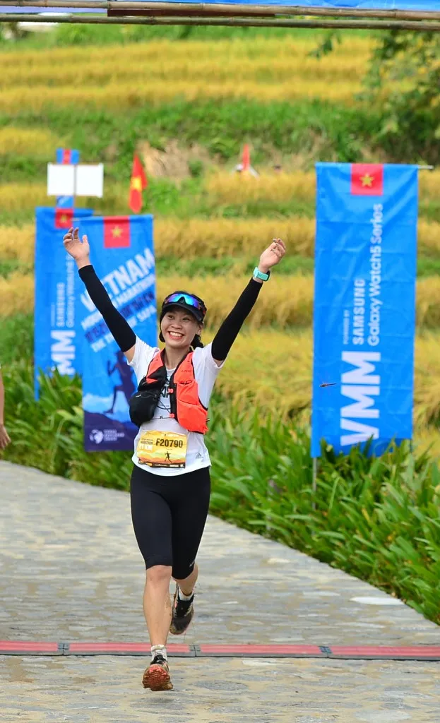 VĐV Nguyên Thảo cũng thành công với giày Adizero.