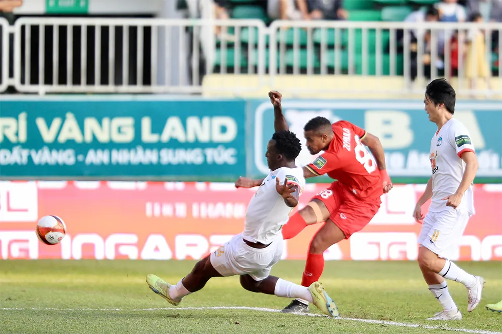 HA.GL vất vả cầm hoà Hà Tĩnh