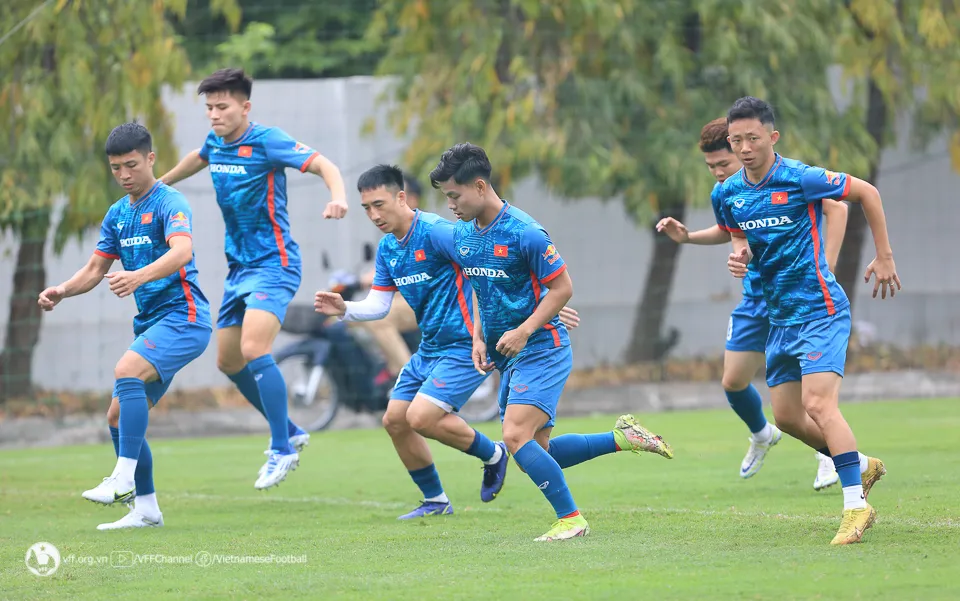 Đội tuyển quốc gia Việt Nam tạm chia tay sau buổi tập ngày 11-3, đội sẽ hội quân trở lại vào tháng 6 tới đây