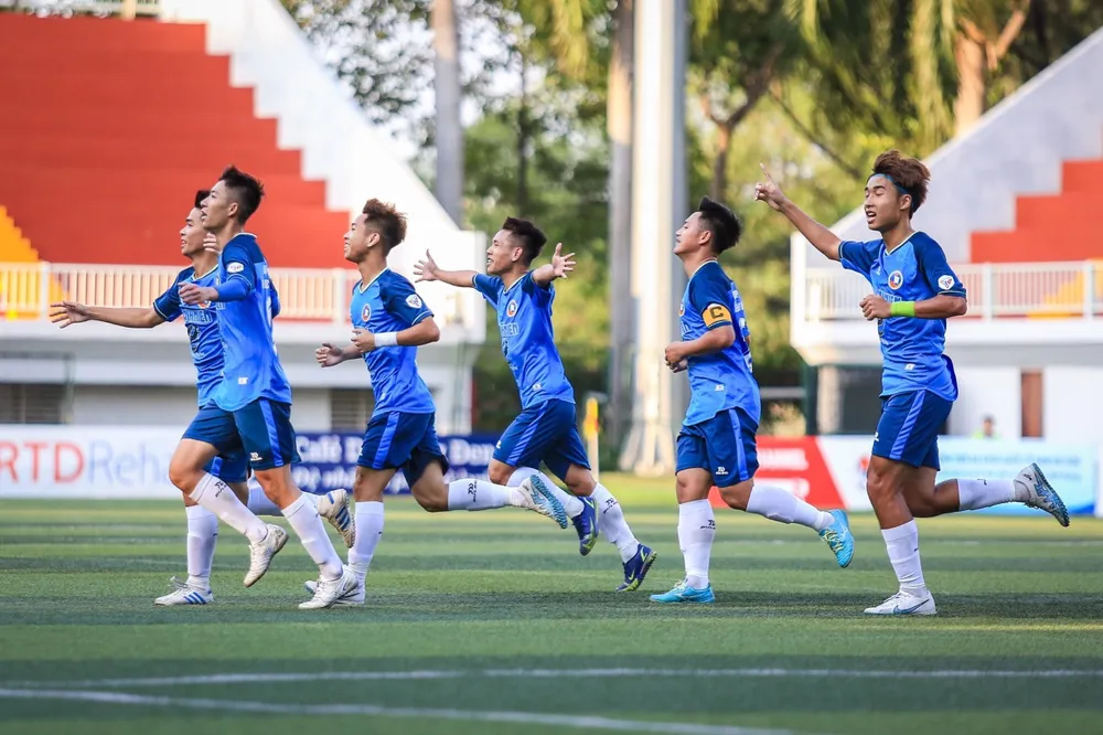 ĐH Sư phạm TDTT Hà Nội sớm giành vé vào vòng Tứ kết