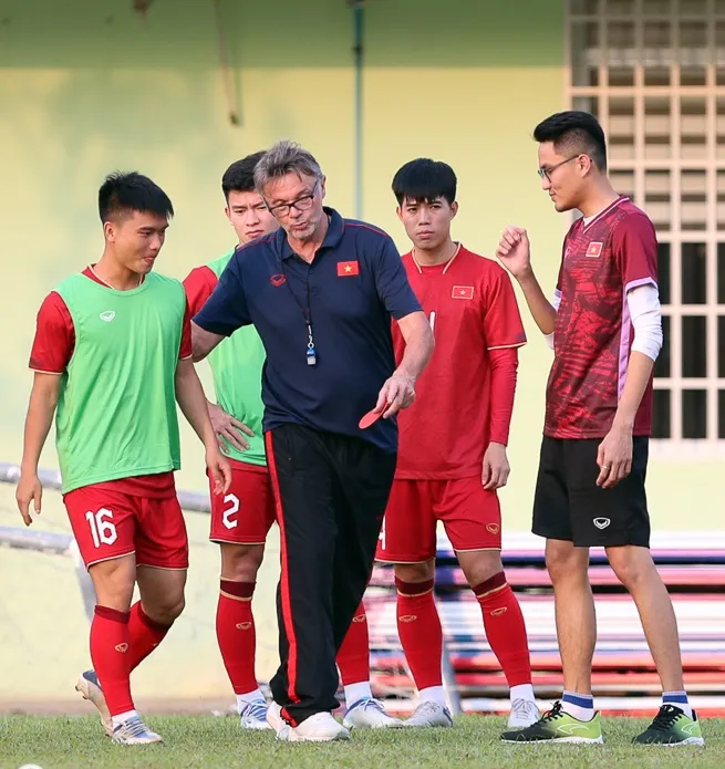 Khả năng HLV Troussier sẽ có nhiều thay đổi ở đội hình xuất phát