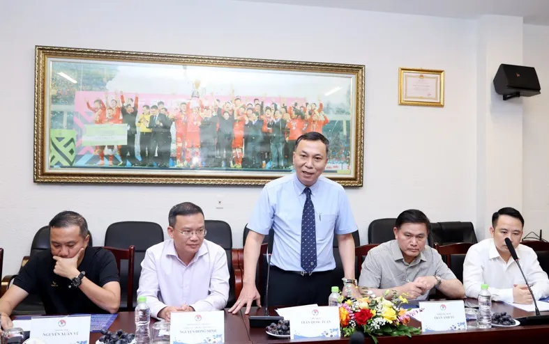 Chủ tịch LĐBĐVN Trần Quốc Tuấn phát biểu tại lễ ký kết