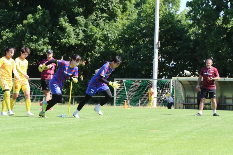 Đội tuyển nữ Việt Nam có chuyến tập huấn bổ ích tại Đức