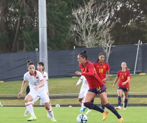 Đội tuyển nữ Việt Nam thu thập nhiều kinh nghiệm từ hai trận gặp New Zealand và Tây Ban Nha