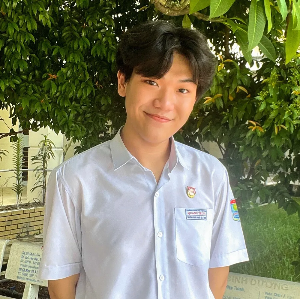 Trương Châu Phước Lộc - Trường THPT Quang Trung (Tây Ninh)