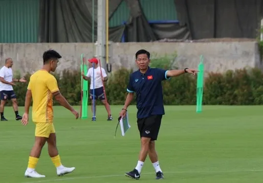 HLV Hoàng Anh Tuấn đánh giá cao bài kiểm tra mang tên U23 Bahrain.