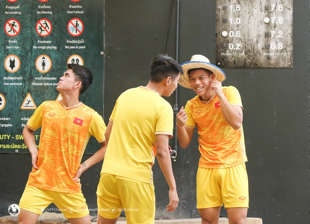 Phần đông cầu thủ thuộc lứa U20, nhưng đang có phong độ tốt khi được ra sân nhiều ở V-League và giải hạng Nhất 2023. Điều đó đã giúp họ bắt nhịp nhanh khi vào giải.