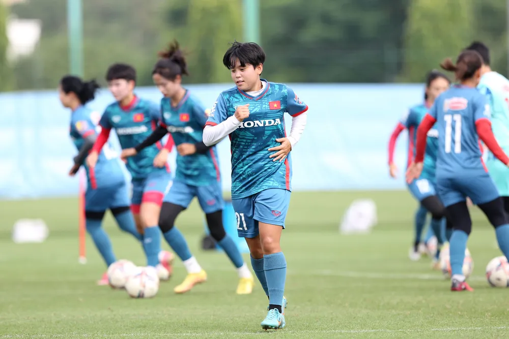 Ngân Thị Vạn Sự là chân sút trẻ nhiều triển vọng