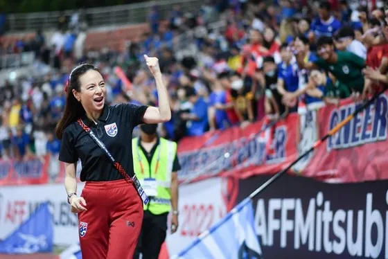 Madam lên tinh thần kịp lúc cho đội Thái Lan