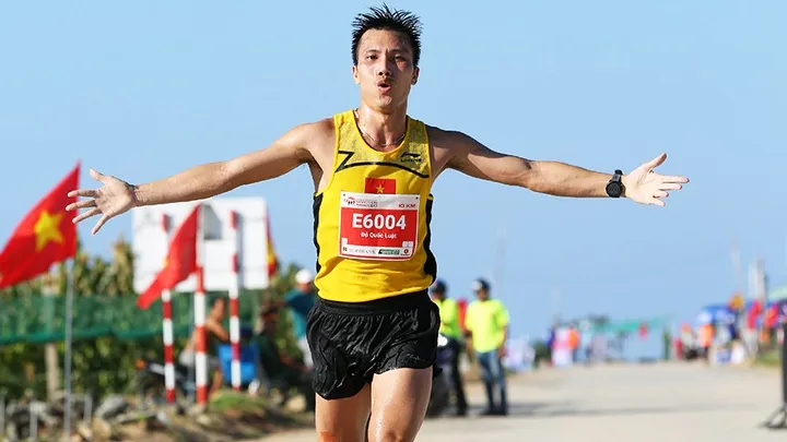 VĐV Đỗ Quốc Luật đang giữ kỷ lục 21km nam.