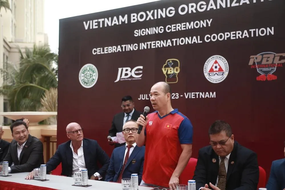 Ông Hoàng Quốc Vinh - Trưởng phòng Thể Thao thành tích cao I, Cục TDTT phát biểu tại buổi ký kết. Ảnh: Quỳnh Mai