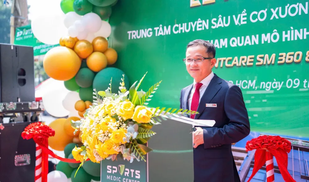 BS-CK2 Trương Công Dũng phát biểu tại lễ ra mắt.