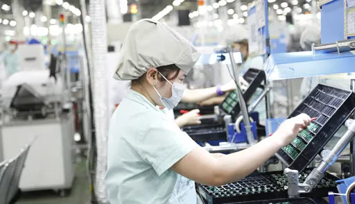 Làn sóng Covid-19 thứ 4 đẩy nhiều doanh nghiệp TPHCM đói vốn, lao động mất việc ảnh 1