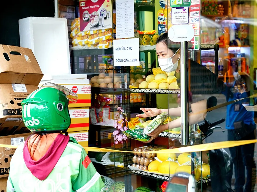 Chủ tịch nước Nguyễn Xuân Phúc: Tương lai còn thách thức nhưng ánh sáng đã xuất hiện cuối đường hầm ảnh 1