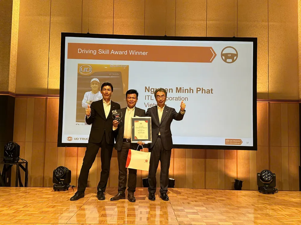 Tài xế Việt giành chiến thắng cuộc thi lái xe an toàn tại Nhật bản