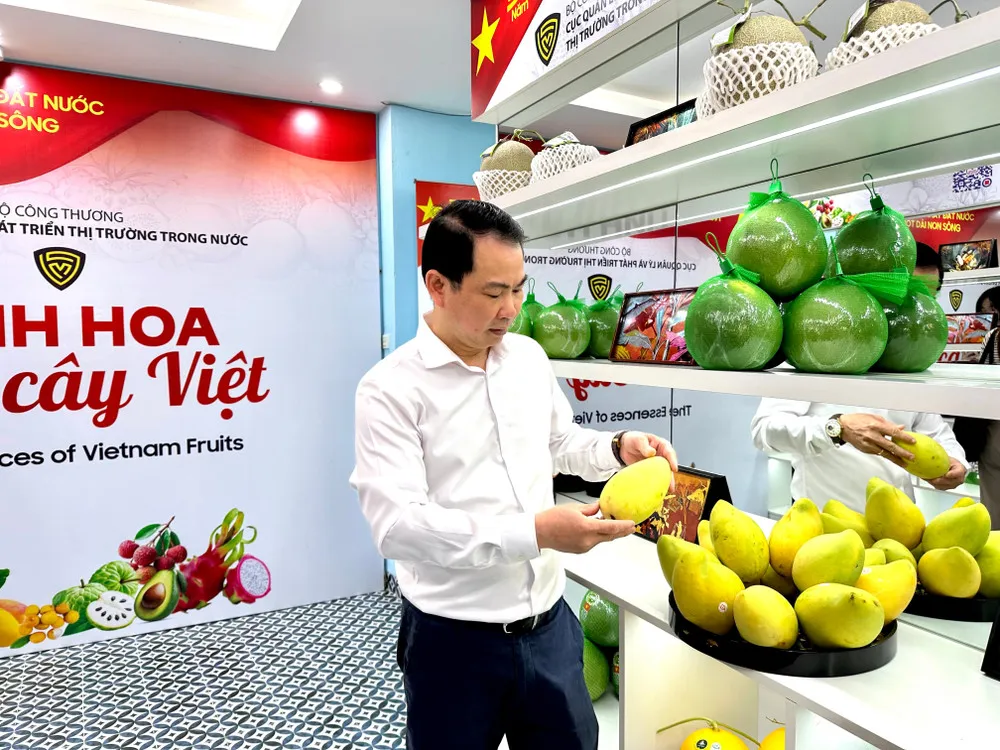 Khai mạc phòng trưng bày "Tinh hoa trái cây Việt" 