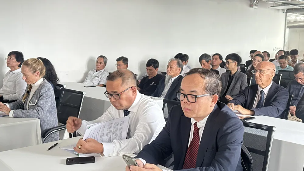 Các diễn giả tham dự hội thảo 