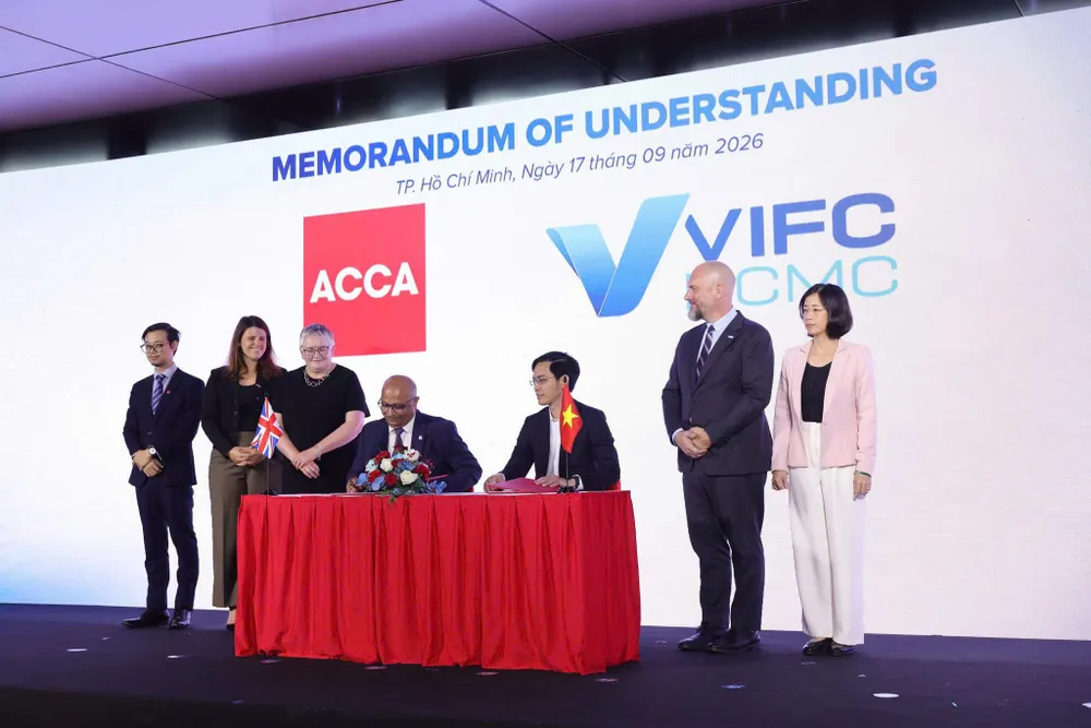 Cơ quan điều hành VIFC-HCMC và ACCA đã ký kết MoU