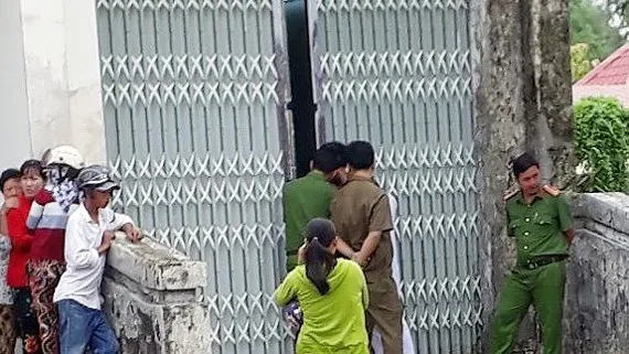 Học sinh lớp 12 đâm chết bạn nhậu ra đầu thú ảnh 1