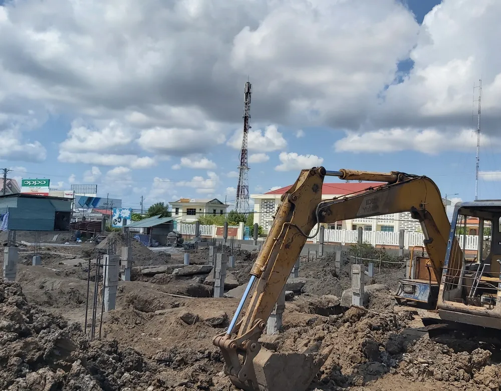 Cà Mau: Nhà thầu bức xúc khi huyện “làm ngơ” kiến nghị của Hội đồng tư vấn tỉnh ảnh 1