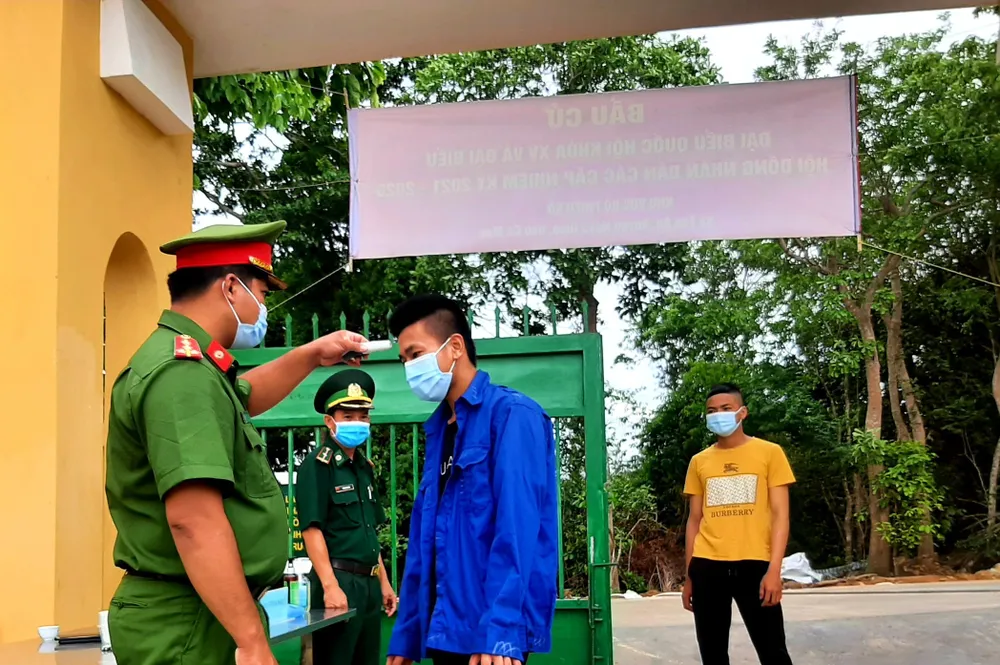 Bầu cử sớm tại các đảo tiền tiêu vùng biển Tây Nam ảnh 2