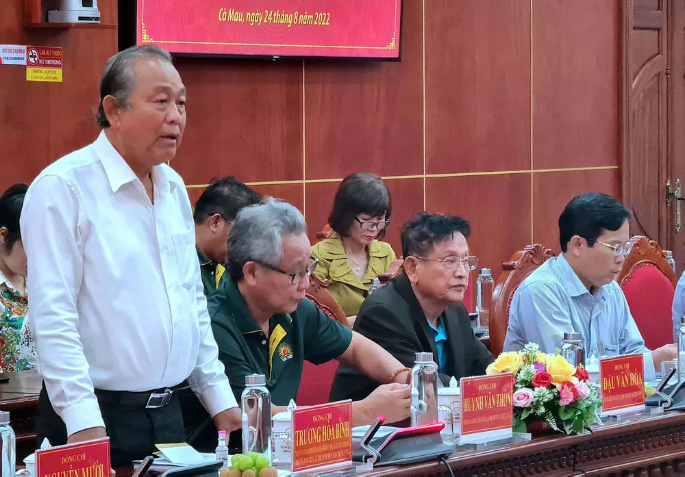 Xây dựng tượng đài “Chuyến tàu tập kết ra Bắc 1954” tại Cà Mau ảnh 1