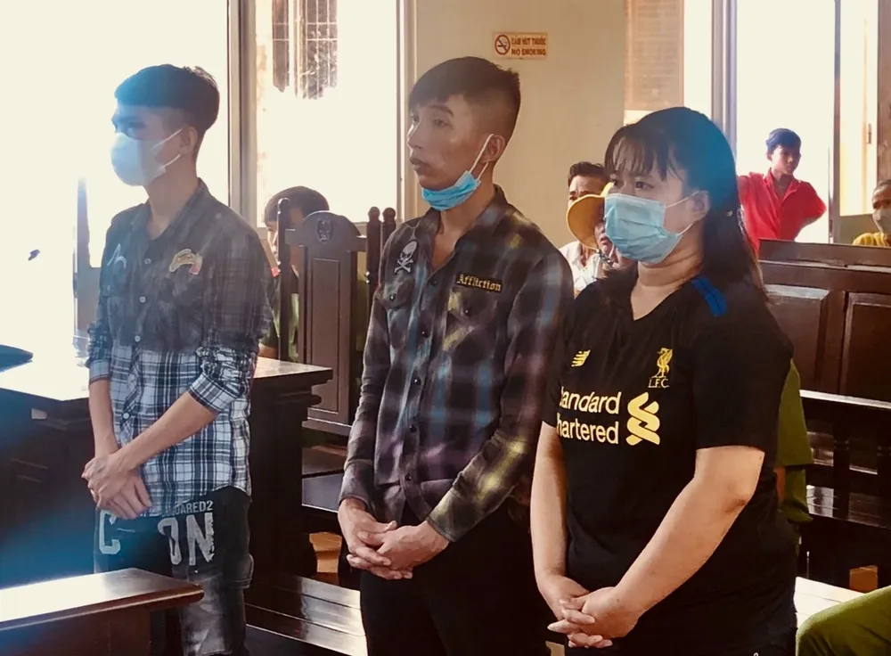 Các bị cáo tại phiên tòa sơ thẩm