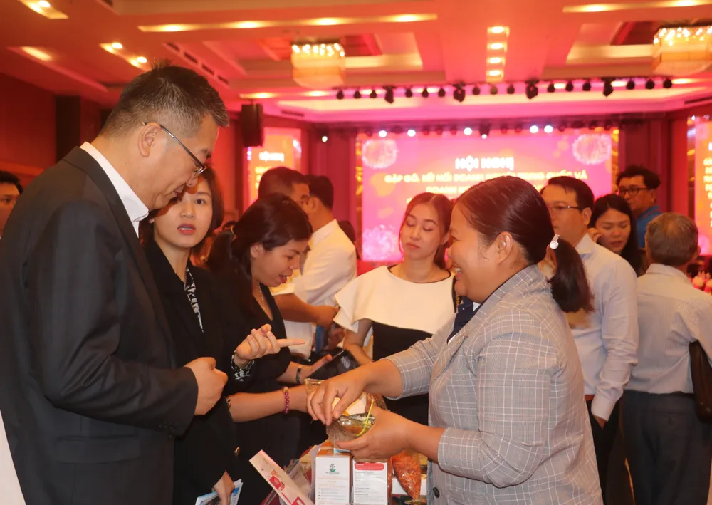 Ca Mau Trung quoc 1.jpg