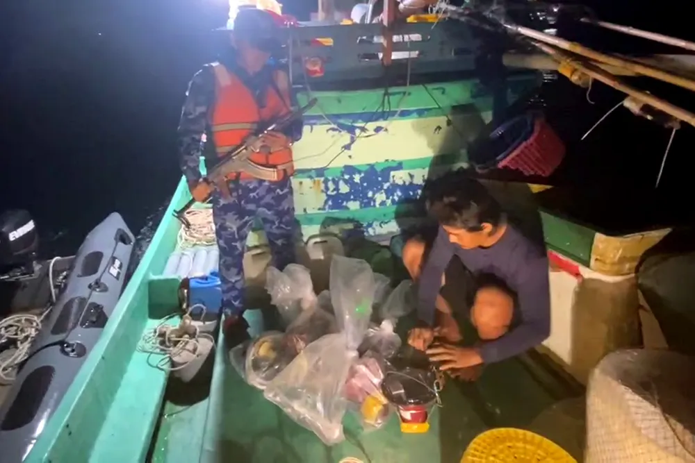 Tau ca cho 9 thiet bi.jpg