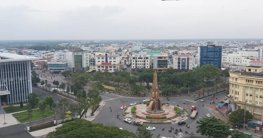 Goc nga nam trung tam TP Ca Mau 3.jpg