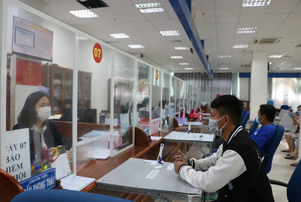 Trung tam giai quyet thu tục hanh chinh 1.JPG