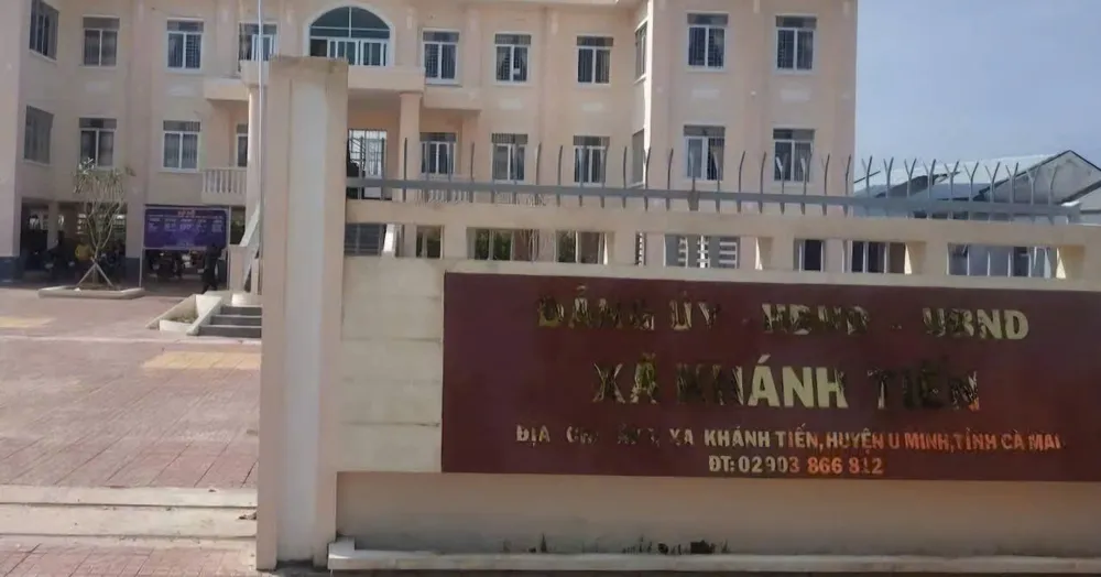 Trụ sở UBND xã Khánh Tiến.