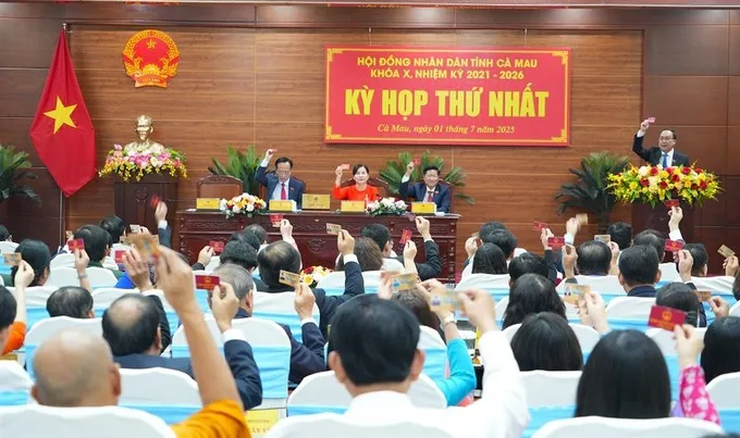 Dự kiến kỳ hợp tới, HĐND tỉnh Cà Mau sẽ xem xét, thông qua nghị quyết hỗ trợ cán bộ công tác tại trung tâm hành chính cấp xã