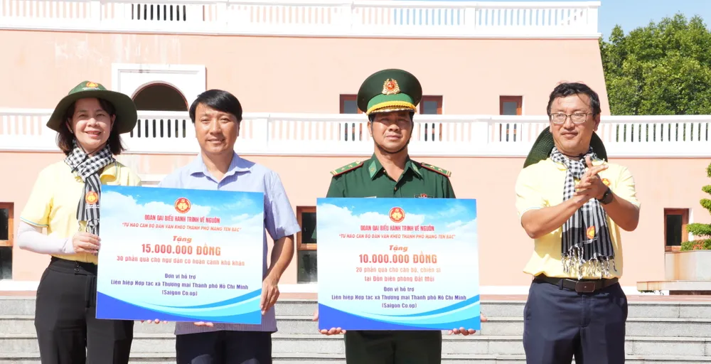 Ban dan van thanh uy 3.jpg