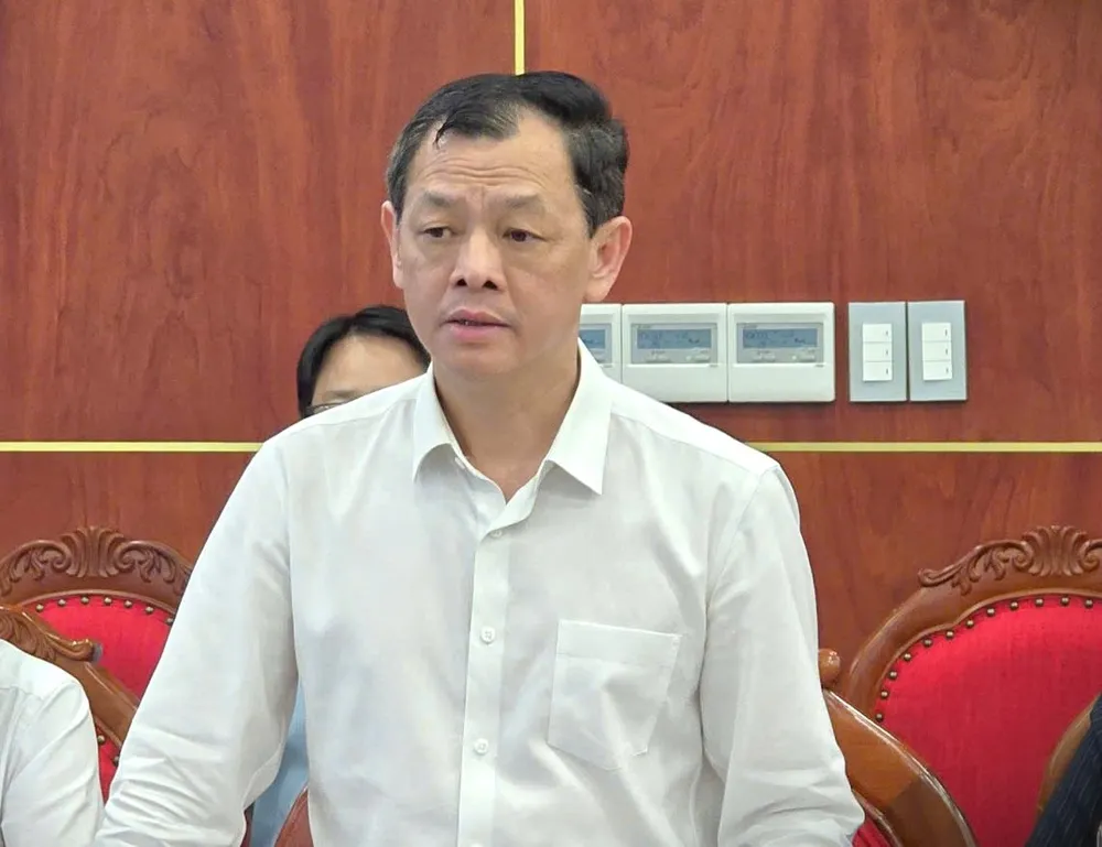 Bản sao 3 Ông Nguyễn Chí Thức, Thứ Trưởng Bộ Y tế.jpg