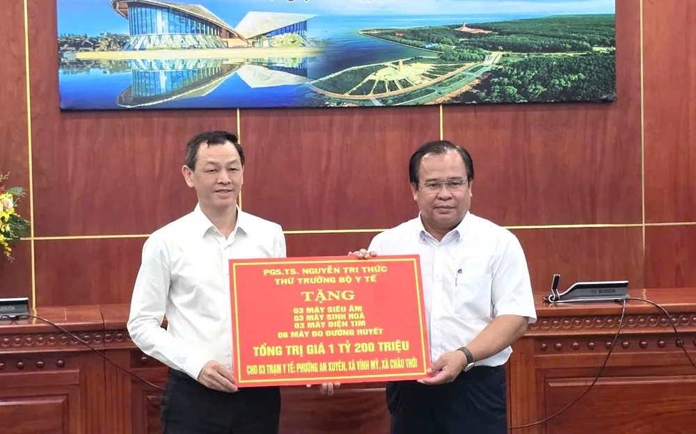 Bản sao z7586932860186_5634b687ec5824c2c0783feacb93910e.jpg