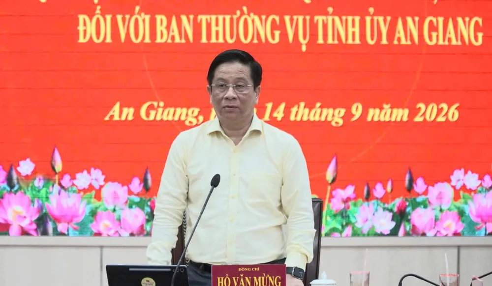 Lam viẹc 4.jpg