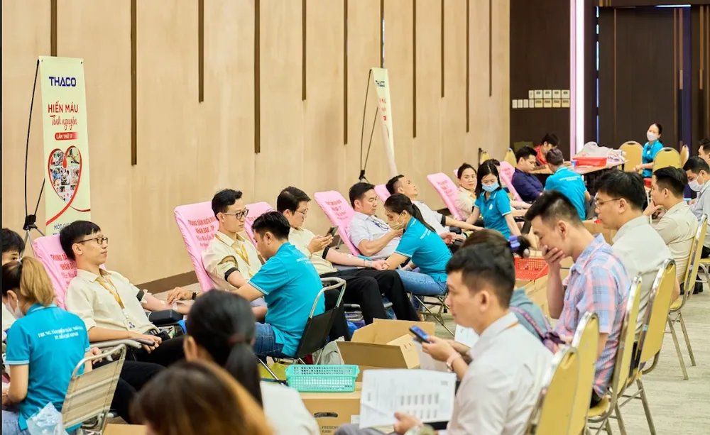 Hơn 200 CBNV đang làm việc tại Văn phòng THACO TPHCM tham gia chương trình “Hiến máu tình nguyện lần thứ 17”