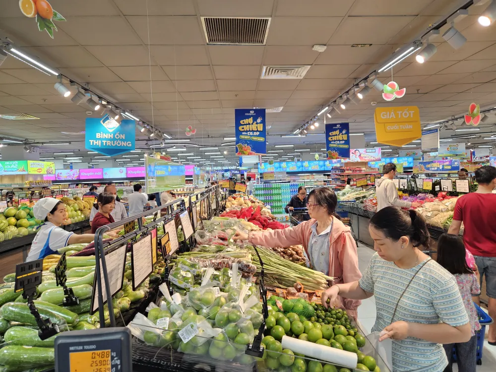 Co.opmart là nơi mua sắm tin cậy của hàng triệu gia đình Việt (ẢNH: CHÂU ANH)