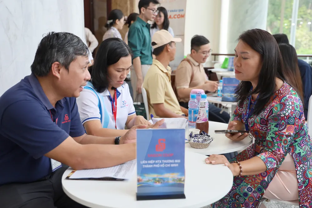 Saigon Co.op kết nối trực tiếp với doanh nghiệp các địa phương tại Hội nghị kết nối đầu tư và hợp tác phát triển giữa TPHCM với các tỉnh, thành Đông Nam bộ và ĐBSCL (ẢNH: PHÚ QUỐC)
