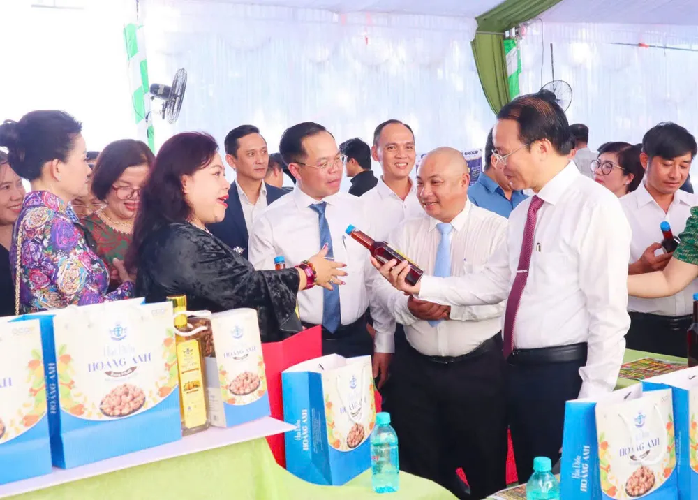 Co.opmart Đồng Xoài tạo điều kiện cho sản phẩm địa phương vào hệ thống