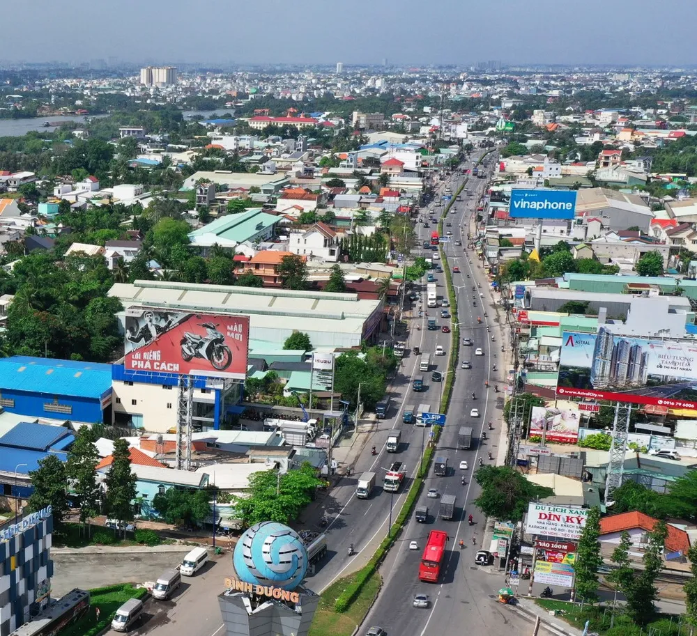 Dự án mở rộng Quốc lộ 13 đoạn qua TP Thuận An đang từng bước hoàn thiện.jpg