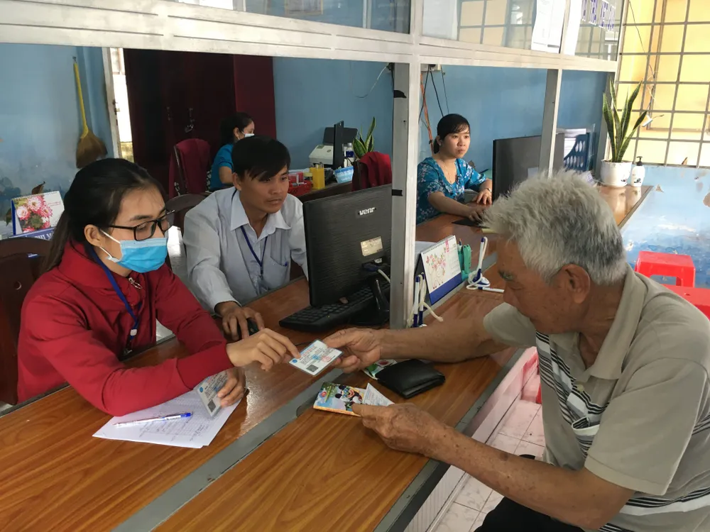 Ứng dụng công nghệ thông tin giúp giải quyết thủ tục hành chính đạt hiệu quả cao